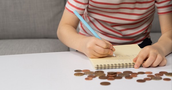 Agree or disagree: Financial education should be the number one priority in schools, above all other subjects.