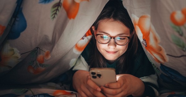 Agree or disagree: Children under 13 should not have a cell phone.