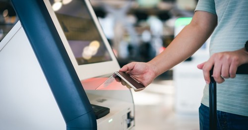 Agree or disagree: Airlines requiring passengers to do self-check-in should deduct it from the ticket cost.