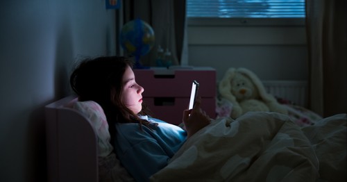 Agree or disagree: A late-night social media curfew for teens should be made mandatory.